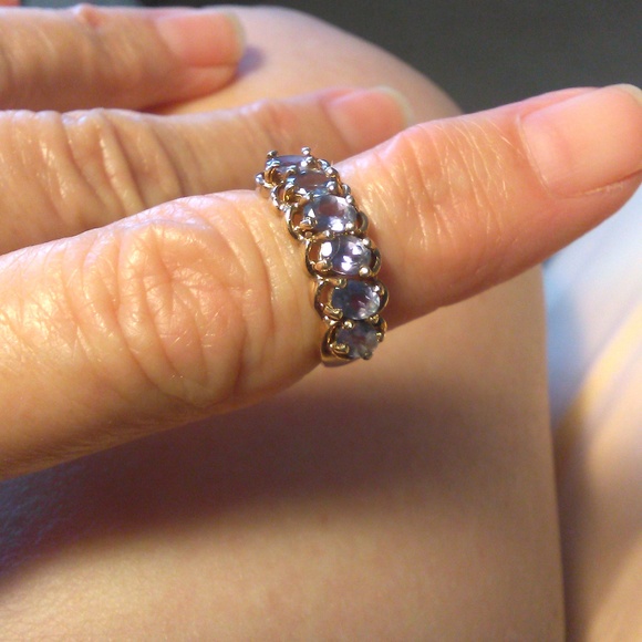 GORGEOUS 10 KT GOLD TANZINITE RING 5 1/4 (6 RARE STONES) RARER THAN DIAMONDS) - Picture 9 of 11